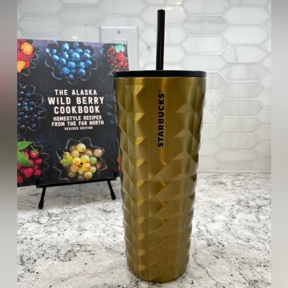 Starbucks Holiday 2024 Gold Metallic Studded SS Cold Cup. NWT. Super classy! - Picture 2 of 7
